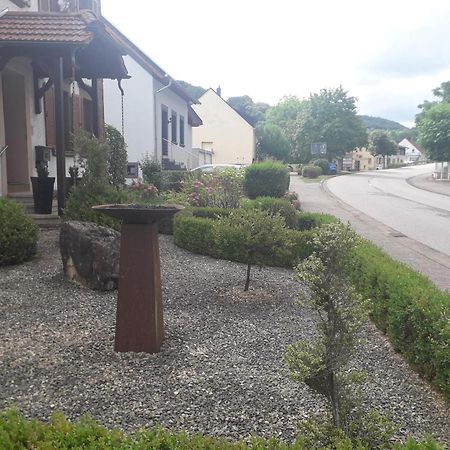 Ferienwohnung Goettert - Haus Erika Beckingen Zewnętrze zdjęcie